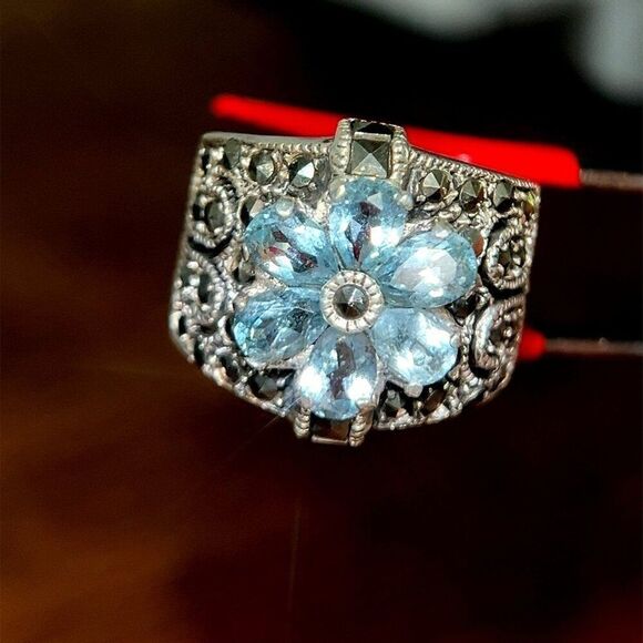 Silver 925 Blue Topaz/Marcasite Flower Ring - Picture 3 of 8